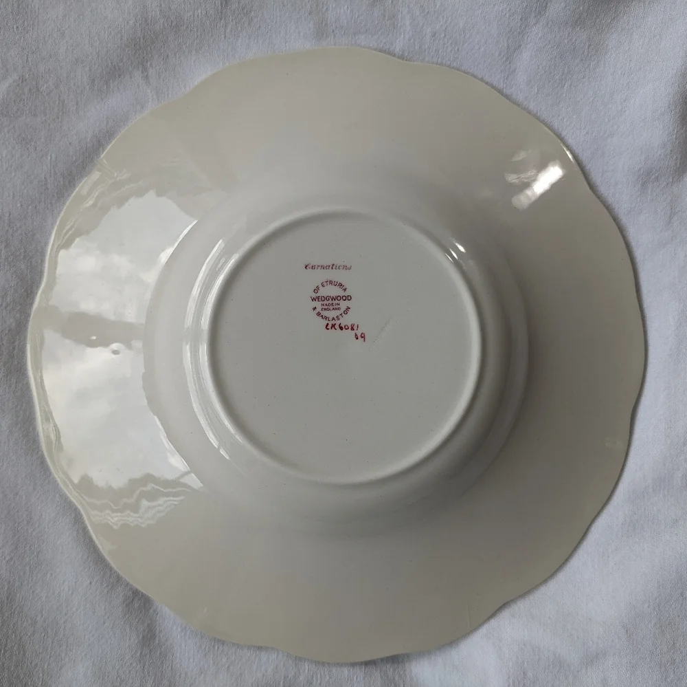 Wedgwood Carnations Floral Embossed Rim Scalloped Bread and Butter Bowl Vintage
